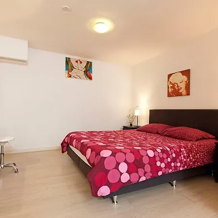 Prinsen House Apartment *